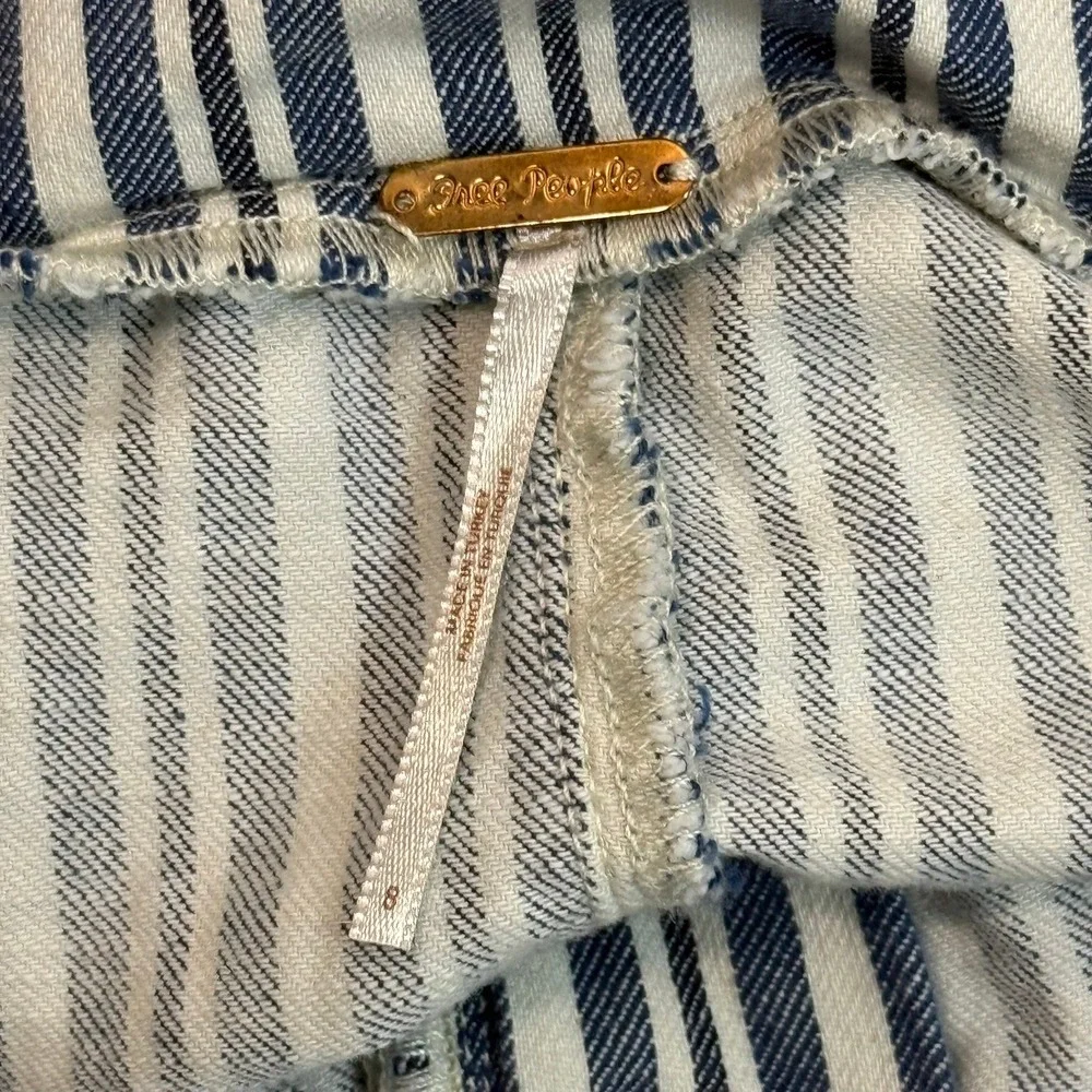 FREE PEOPLE Paperbag Striped High Waist Belted Shorts - Blue/White - Size 8 - Picture 7 of 9